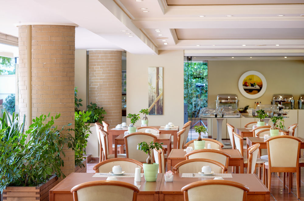 Blazer Suites Hotel Атина Екстериор снимка